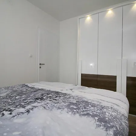 Almi Lux Apartman Ζλάτιμπορ Εξωτερικό φωτογραφία